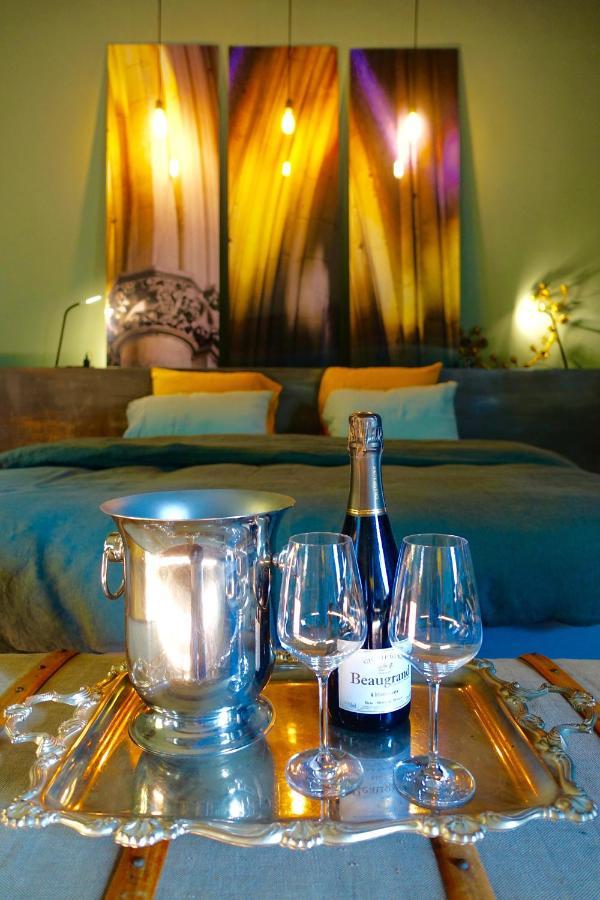Bed and Breakfast Le Jardin De La Cathedrale Труа Экстерьер фото