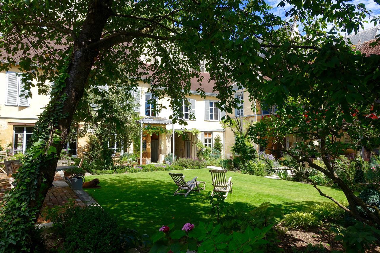 Bed and Breakfast Le Jardin De La Cathedrale Труа Экстерьер фото